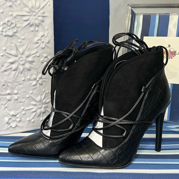 New black open croc animal print lace up high heel pointed pump boots - Picture 2 of 16